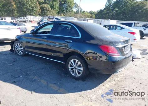 2021 Mercedes-Benz C 300 4Matic z USA, uszkodzony, nr VIN W1KWF8EBXMR648227
